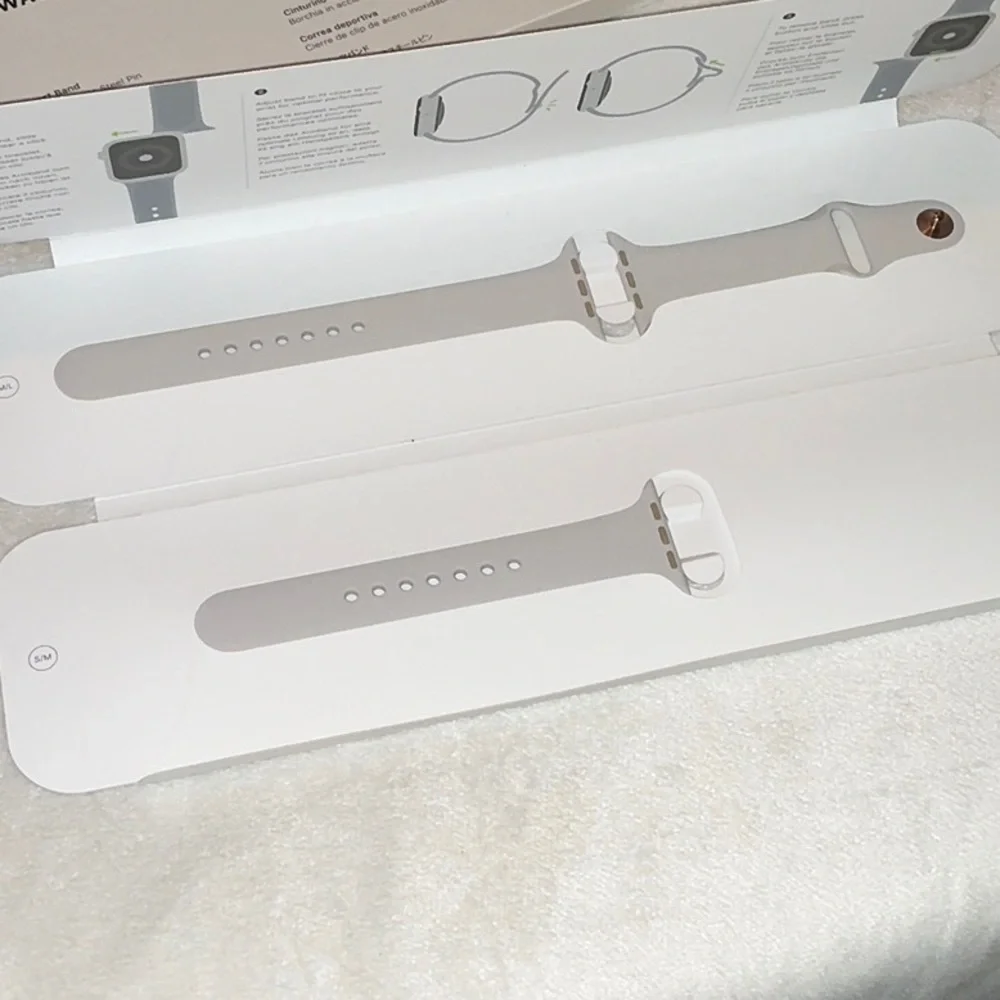 Apple watch series 4 stone sport band 44MM